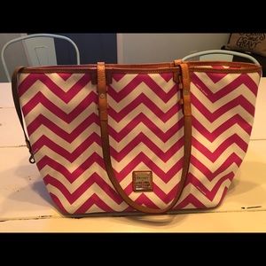 Dooney and Bourke tote